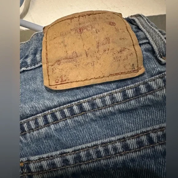 Bundle Alert Free People Oversized Fuzzy V-Neck Sweater & Levi’s jeans. - Picture 15 of 15